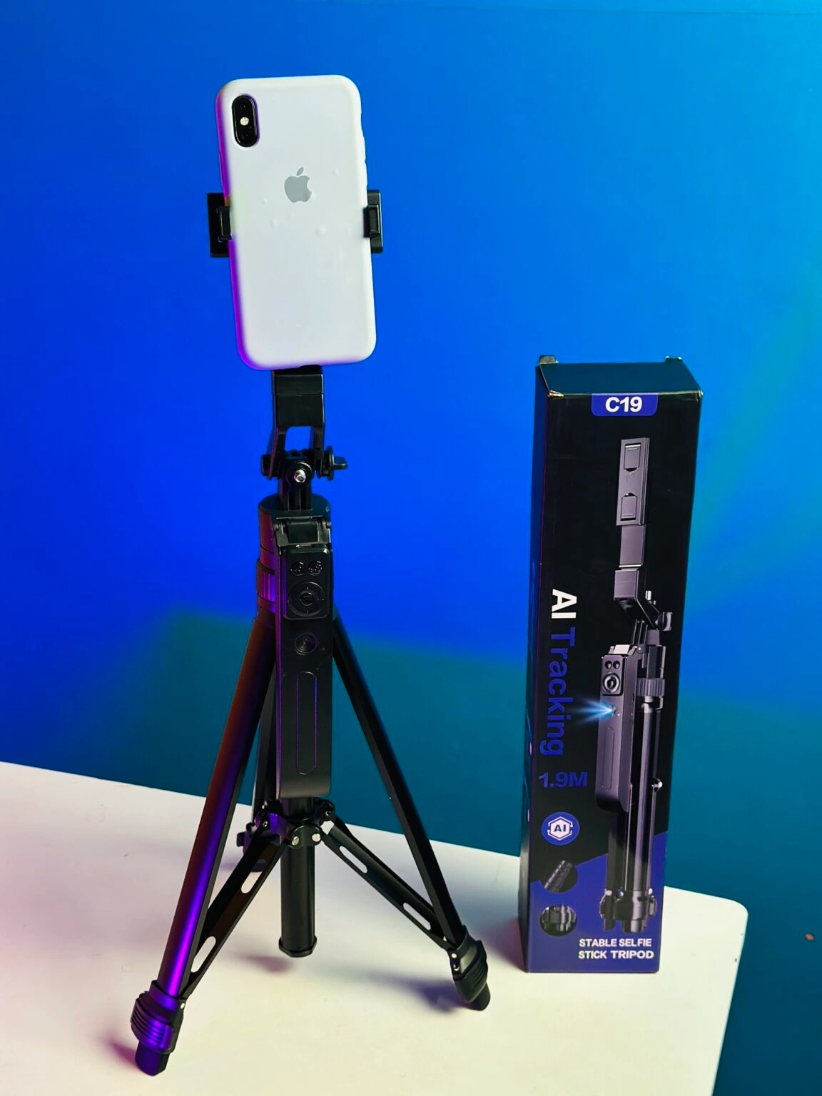 C19 AI Face Tracking Selfie Stick Tripod C19 AI Face Tracking Selfie Stick Tripod - Image 1