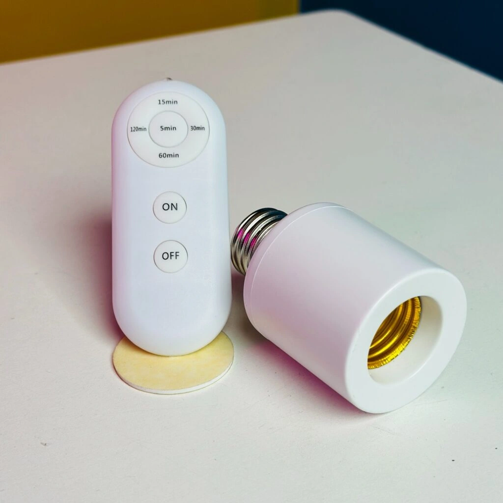E27 Smart Lamp Holder with Wireless Remote & Timer E27 Smart Lamp Holder with Wireless Remote & Timer - Image 1
