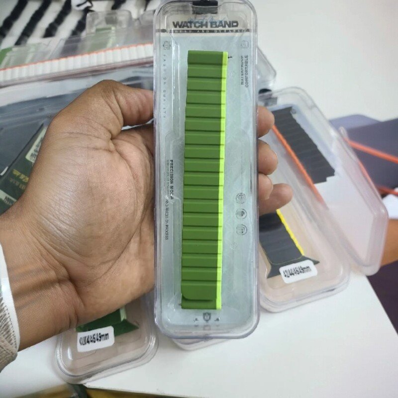 Kh48SxMC9ciwNZCyexK8xpbhXKVQvnQntlNcEjc0 Stop Line Magnet Strap For Smart Watch- 20 mm- Green+Light Yellow - Image 1