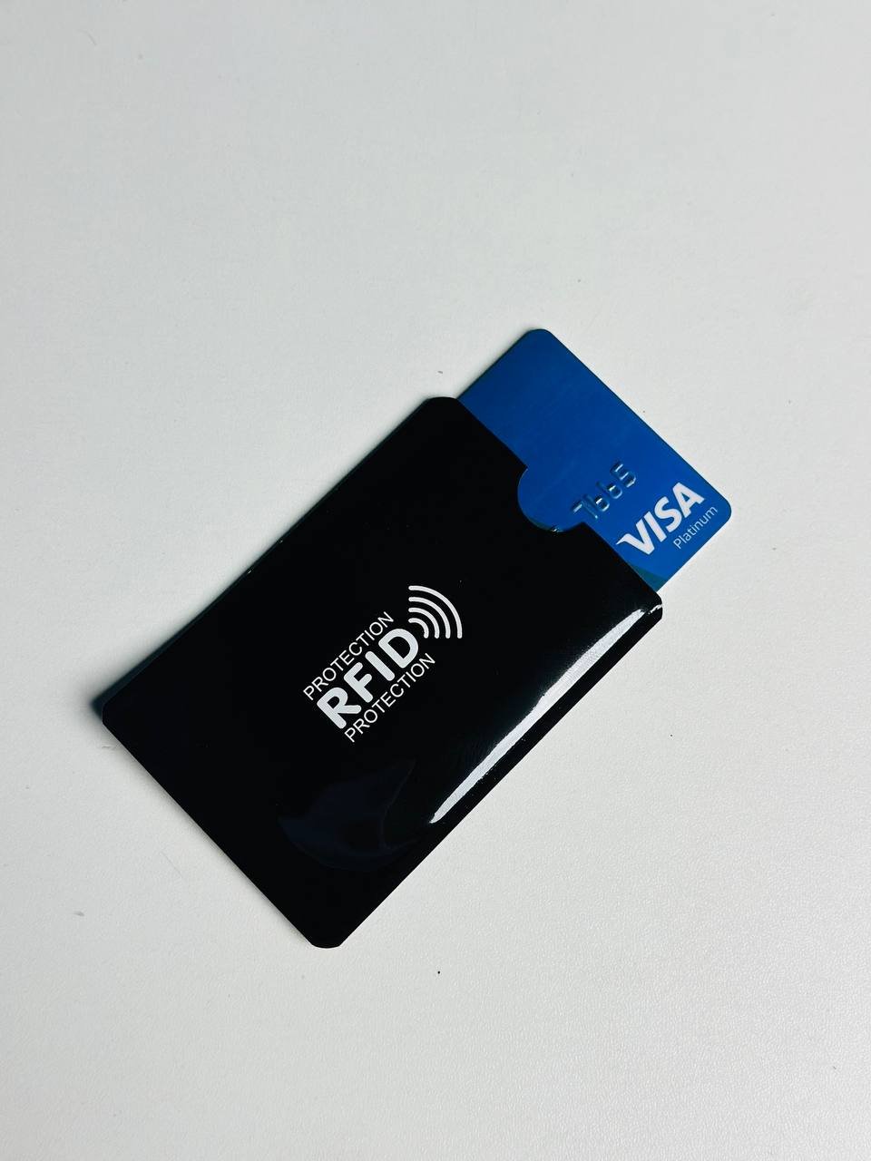 photo_2024-12-26_12-30-45 Anti Rfid Card Holder NFC Blocking Reader Case Protection Aluminium – 1pc – Black - Image 1