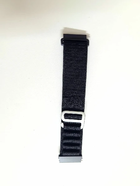 ueIXpihnHPOZOeir5yKipvUO8xRoqqWot1NNWTkB Pin Lock Fabric Stap For Smart Watch-20mm -Black Color - Image 1